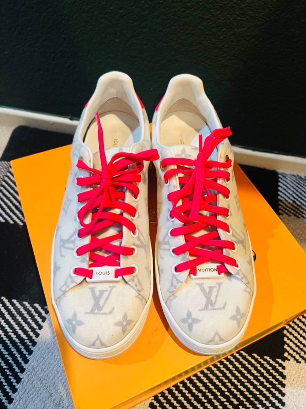 Louis Vuitton White Monogram Sneakers with Hot Pink Laces
